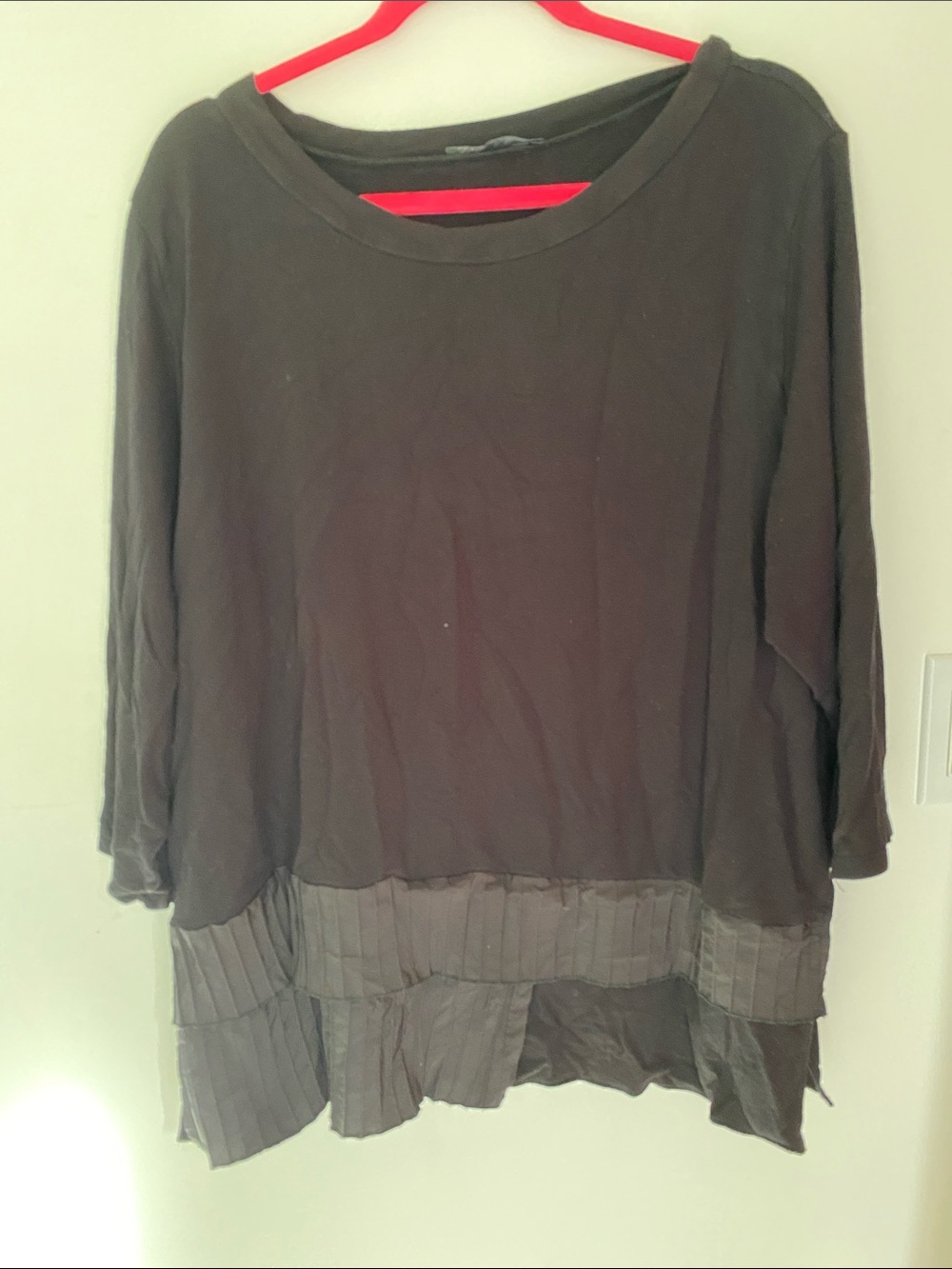 Lukas Black Top 3/4 Sleeve Size 20 ( 7) Viscose/ Elastin